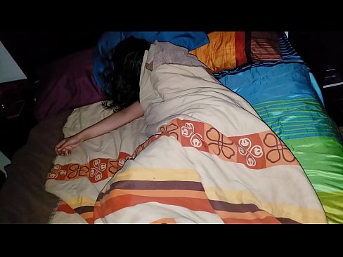 ❤️ UStepson ethuka umama wakhe omncinci ngoxa elele. Amanyala asekhaya kwi-xh.eggporncomics.ru ❌️